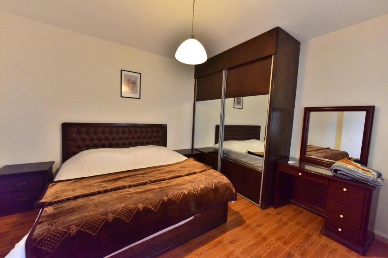 Al Farooq Hotel Apartments 암만 외부 사진