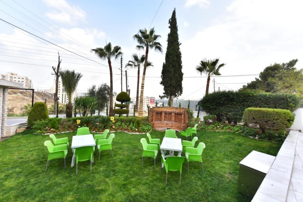 Al Farooq Hotel Apartments 암만 외부 사진