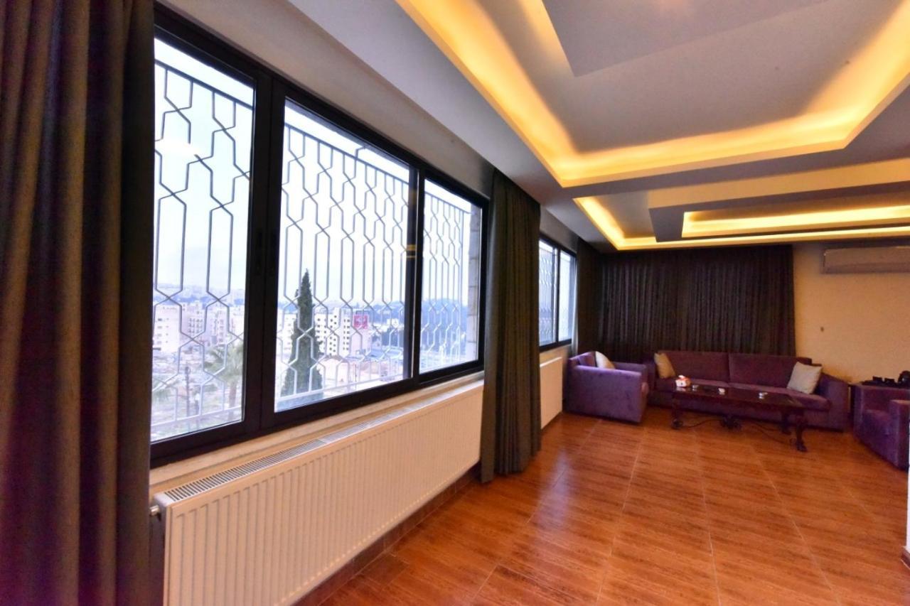 Al Farooq Hotel Apartments 암만 외부 사진