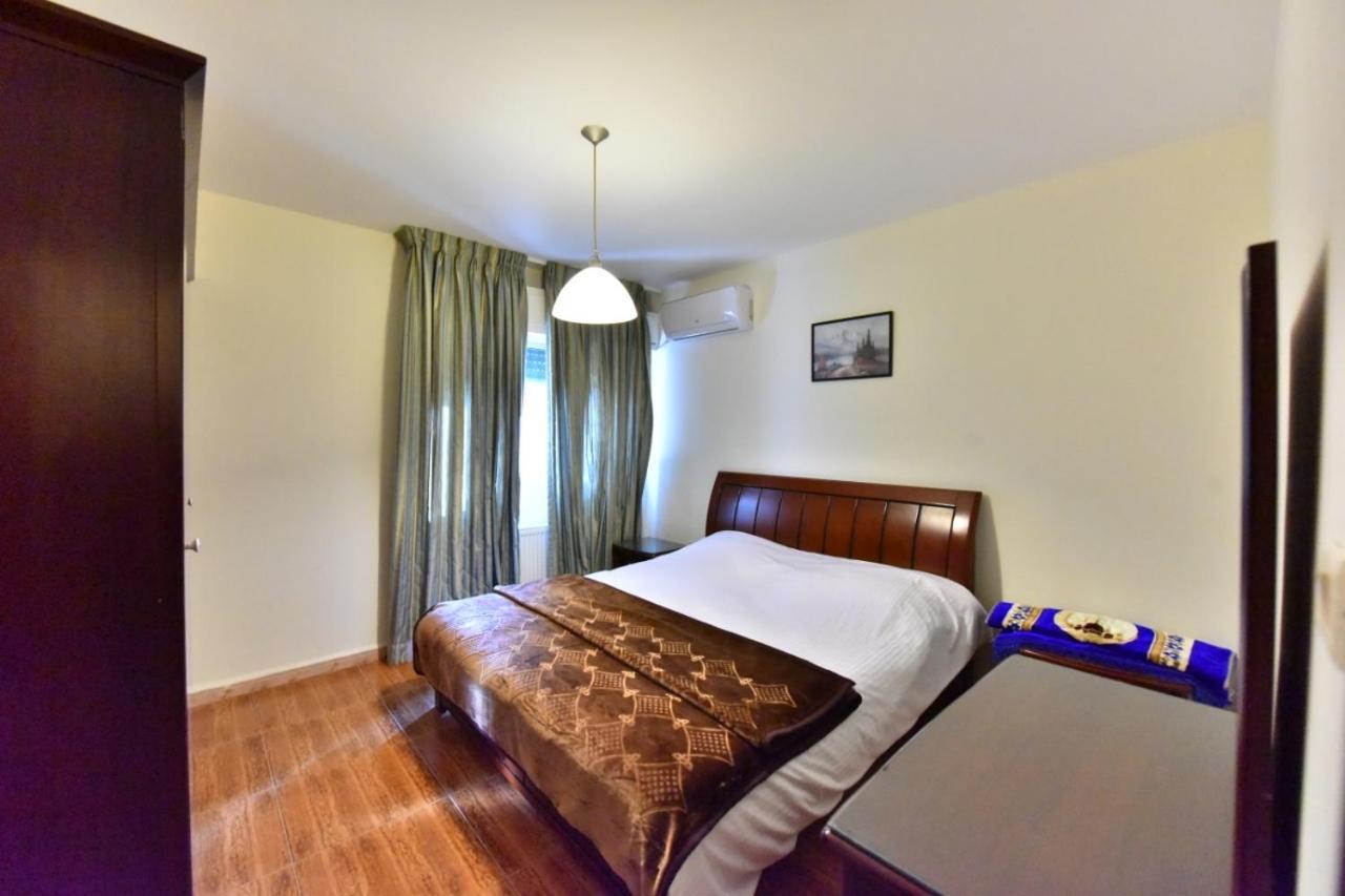 Al Farooq Hotel Apartments 암만 외부 사진