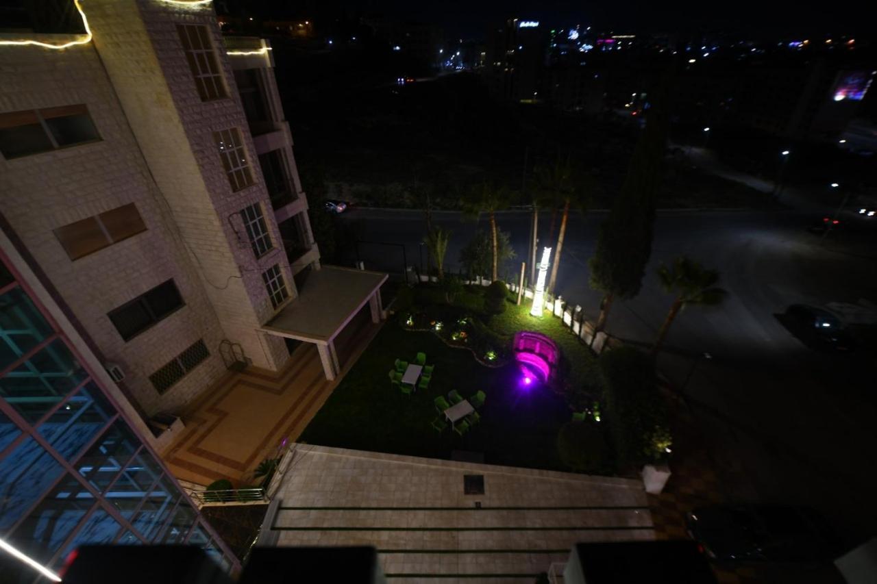 Al Farooq Hotel Apartments 암만 외부 사진