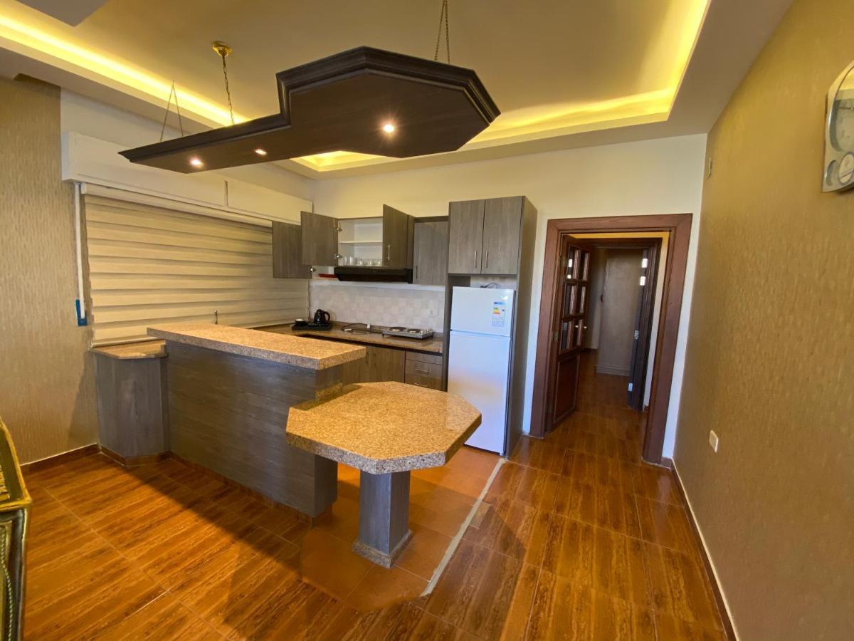 Al Farooq Hotel Apartments 암만 외부 사진