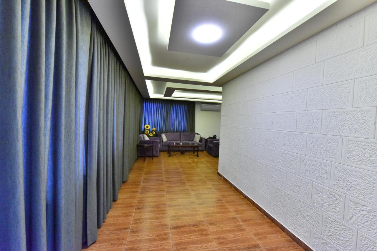 Al Farooq Hotel Apartments 암만 외부 사진