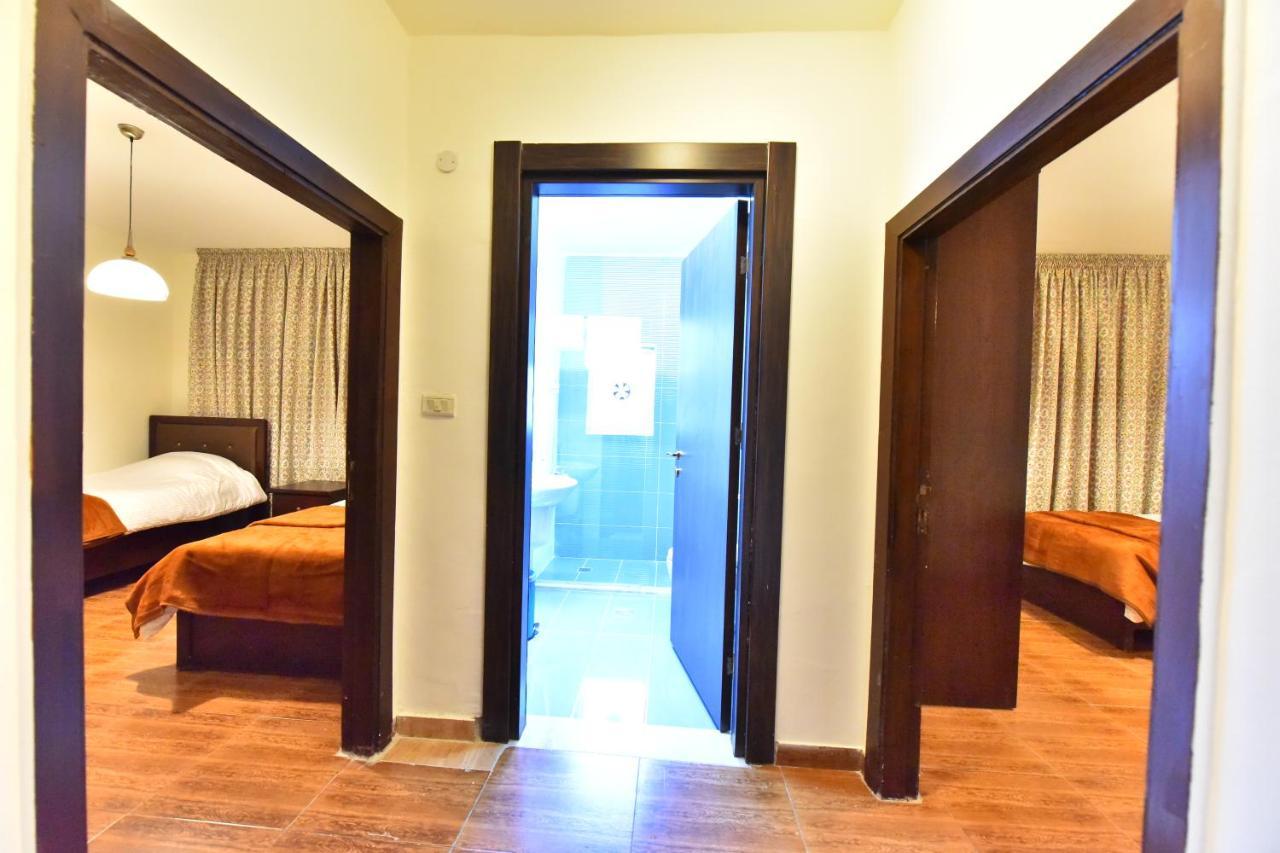 Al Farooq Hotel Apartments 암만 외부 사진