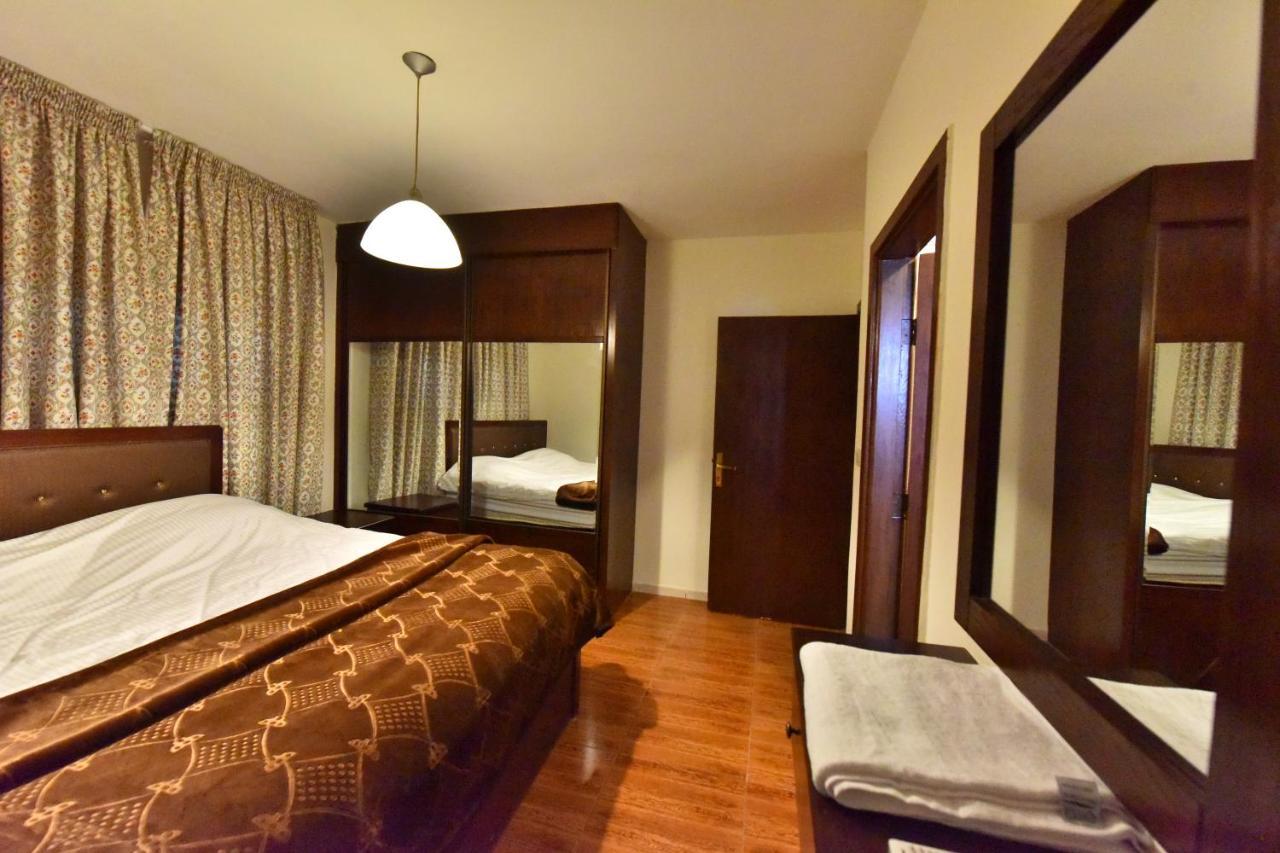 Al Farooq Hotel Apartments 암만 외부 사진