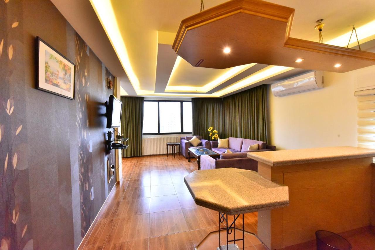 Al Farooq Hotel Apartments 암만 외부 사진