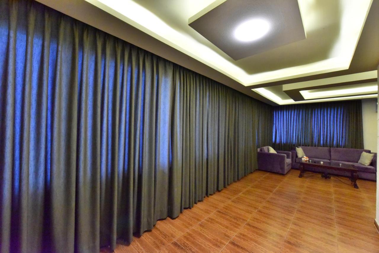 Al Farooq Hotel Apartments 암만 외부 사진