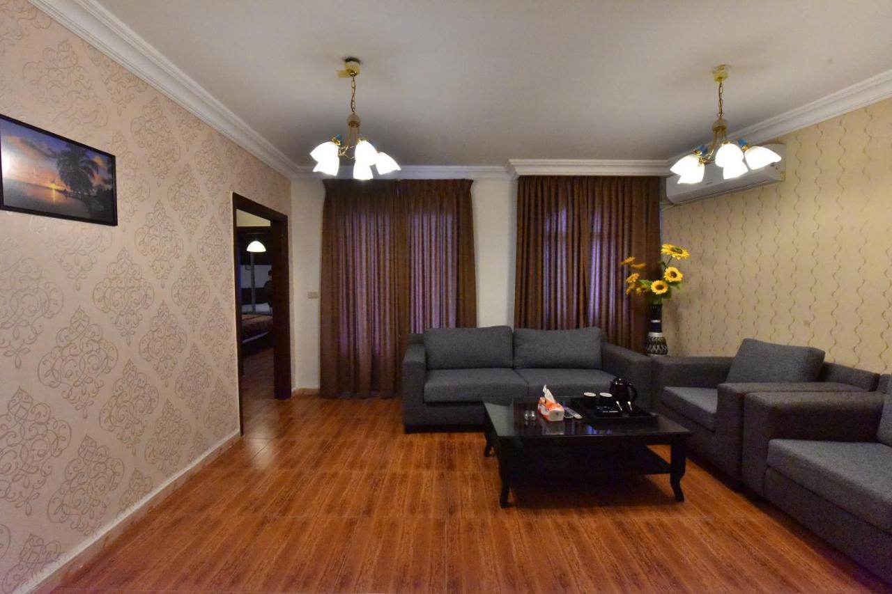 Al Farooq Hotel Apartments 암만 외부 사진
