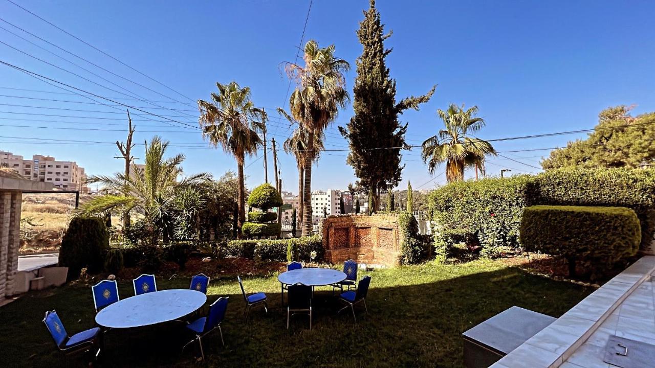 Al Farooq Hotel Apartments 암만 외부 사진
